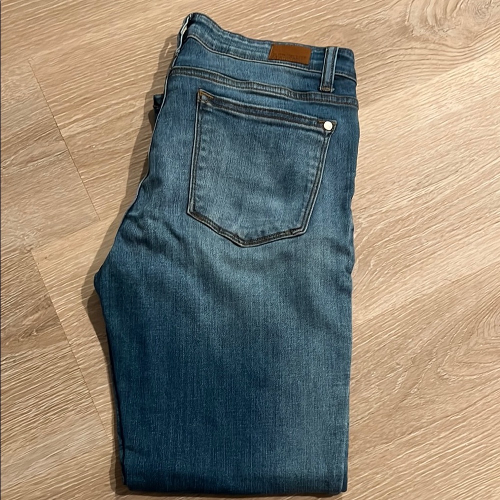 Judy Blue Los Angeles Blue Jeans 11/30 relaxed fit